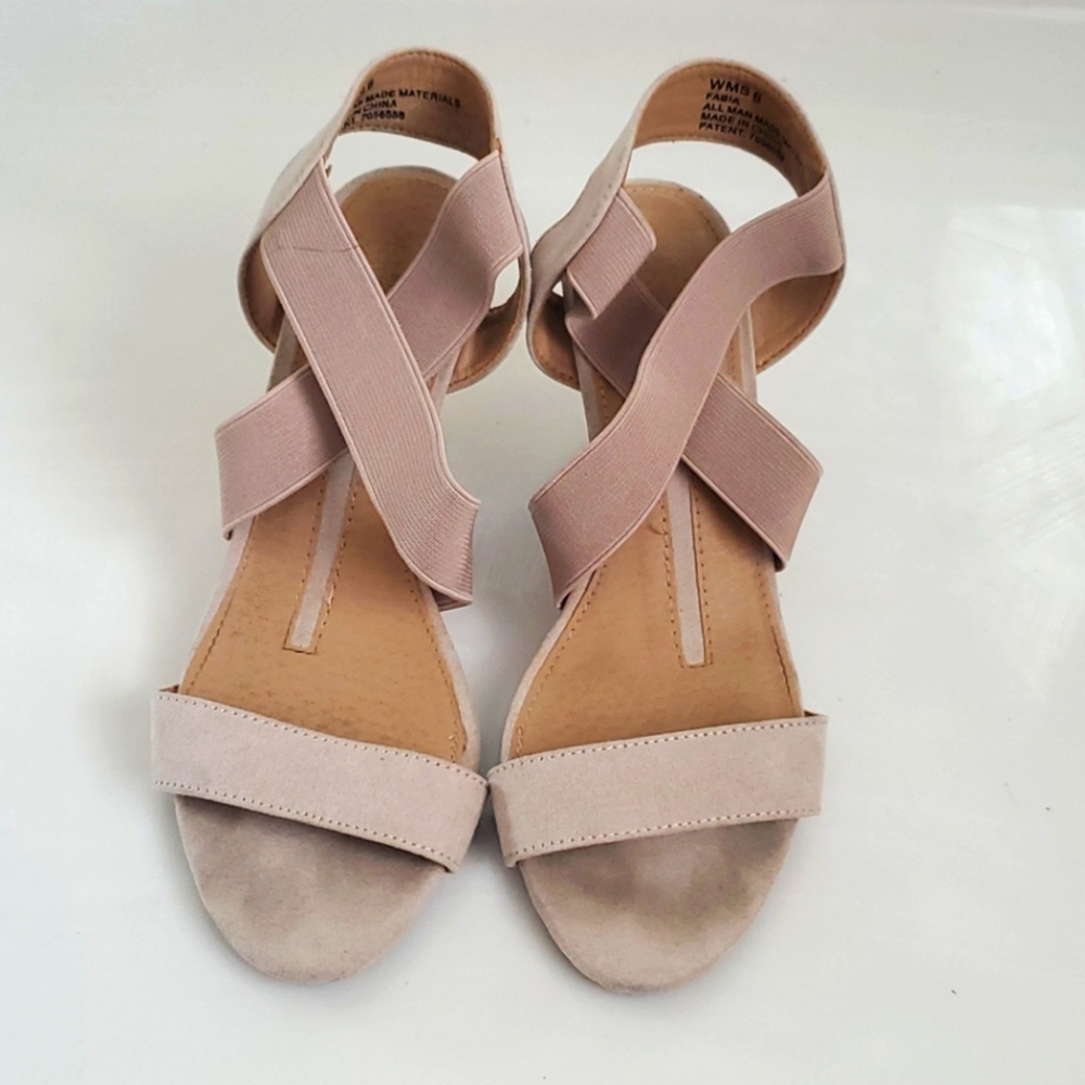 New Directions Sandals size 6